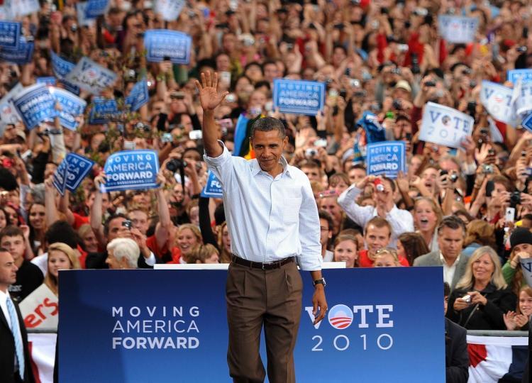 <a><img src="https://www.theepochtimes.com/assets/uploads/2015/09/104515964.jpg" alt="US President Barack Obama makes remarks at a Democratic National Committee Rally attended by 17,000 people on September 28, at the University of Wisconsin in Madison, Wisconsin.   (Tim Sloan/Getty Images)" title="US President Barack Obama makes remarks at a Democratic National Committee Rally attended by 17,000 people on September 28, at the University of Wisconsin in Madison, Wisconsin.   (Tim Sloan/Getty Images)" width="320" class="size-medium wp-image-1814150"/></a>
