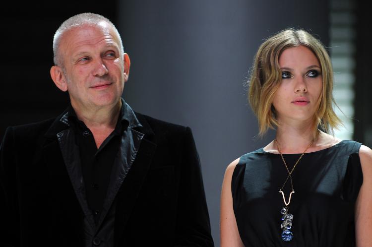 <a><img src="https://www.theepochtimes.com/assets/uploads/2015/09/105785048.jpg" alt="Jean Paul Gaultier receives an honorary Mango Button award from Scarlett Johansson at the 3rd edition of the Mango Fashion Awards held at the MNAC on Oct. 20 in Barcelona, Spain. (Robert Marquardt/Getty Images)" title="Jean Paul Gaultier receives an honorary Mango Button award from Scarlett Johansson at the 3rd edition of the Mango Fashion Awards held at the MNAC on Oct. 20 in Barcelona, Spain. (Robert Marquardt/Getty Images)" width="320" class="size-medium wp-image-1813146"/></a>