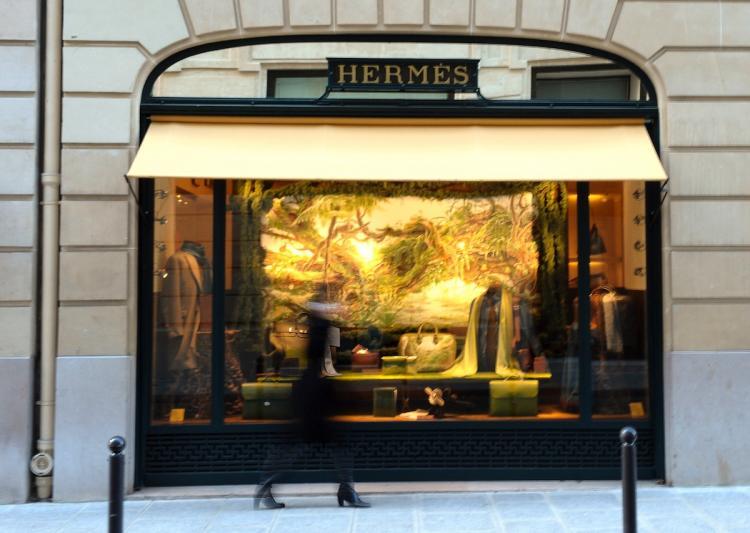 <a><img src="https://www.theepochtimes.com/assets/uploads/2015/09/106004592.jpg" alt="The French luxury goods firm Hermes' shop taken on October 25, in Paris. LVMH, the world's leading luxury retailer, acquired a 14.2 percent of Hermes International SCA and is likely to increase its holdings to 17.1 percent through equity swaps deals.  (Miguel Medina/Getty Images)" title="The French luxury goods firm Hermes' shop taken on October 25, in Paris. LVMH, the world's leading luxury retailer, acquired a 14.2 percent of Hermes International SCA and is likely to increase its holdings to 17.1 percent through equity swaps deals.  (Miguel Medina/Getty Images)" width="320" class="size-medium wp-image-1812929"/></a>