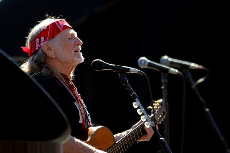 <a><img src="https://www.theepochtimes.com/assets/uploads/2015/09/106615043.jpg" alt="Singer Willie Nelson at Texas Motor Speedway on Nov. 7, 2010 in Fort Worth, Texas.  (Jamie Squire/Getty Images)" title="Singer Willie Nelson at Texas Motor Speedway on Nov. 7, 2010 in Fort Worth, Texas.  (Jamie Squire/Getty Images)" width="320" class="size-medium wp-image-1811428"/></a>