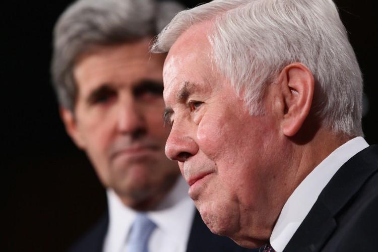 <a><img class="size-large wp-image-1787637" title="Sen. Richard Lugar (R-IN) (R) at press conference with Sen. John Kerry " src="https://www.theepochtimes.com/assets/uploads/2015/09/107744036.jpg" alt="Sen. Richard Lugar (R-IN) (R) at press conference with Sen. John Kerry (D-MA) (L) in 2010. Lugar, recently lost the republican primary to tea party backed candidate Richard Mourdock. (Win McNamee/Getty Images) " width="590" height="393"/></a>