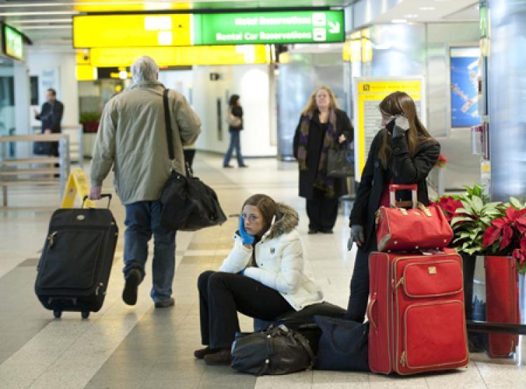 <a><img src="https://www.theepochtimes.com/assets/uploads/2015/09/107798669.jpg" alt="Travelers wait for transportation from New York's LaGuardia Airport on December 28, 2010. More travelers are considering travel insurance after a hectic year of natural disasters, inclement weather, and social strife disrupted the travel plans of many.  (Don Emmert/Getty Images  )" title="Travelers wait for transportation from New York's LaGuardia Airport on December 28, 2010. More travelers are considering travel insurance after a hectic year of natural disasters, inclement weather, and social strife disrupted the travel plans of many.  (Don Emmert/Getty Images  )" width="320" class="size-medium wp-image-1808359"/></a>