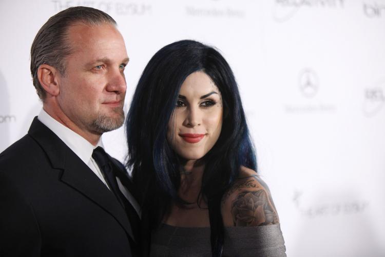 <a><img src="https://www.theepochtimes.com/assets/uploads/2015/09/108066854.jpg" alt="Kat Von D (R) and Jesse James attend the Art Of Elysium 'Heaven' Gala 2011 at The California Science Center Exposition Park on Jan. 15, 2011 in Los Angeles, Calif. (Neilson Barnard/Getty Images)" title="Kat Von D (R) and Jesse James attend the Art Of Elysium 'Heaven' Gala 2011 at The California Science Center Exposition Park on Jan. 15, 2011 in Los Angeles, Calif. (Neilson Barnard/Getty Images)" width="320" class="size-medium wp-image-1809352"/></a>
