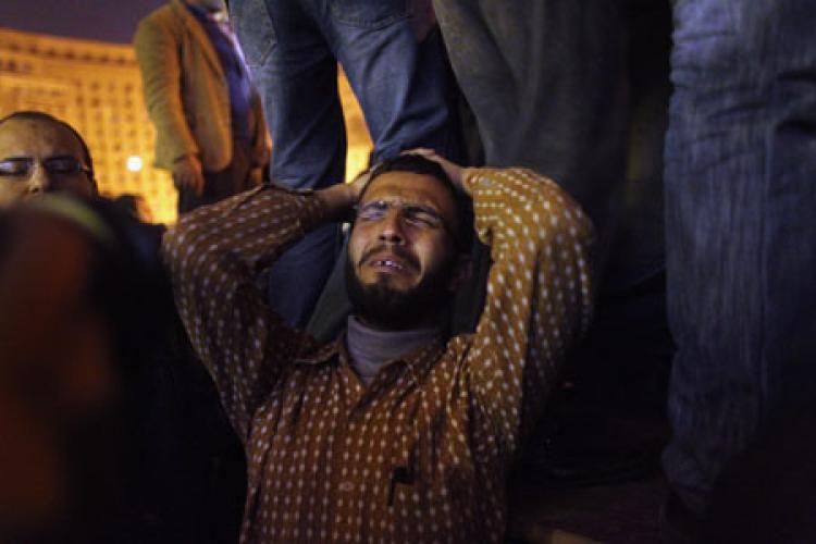 <a><img class="size-medium wp-image-1808484" title="DISAPPOINTED: An anti-government protester weeps in Tahrir Square after watching President Hosni Mubarak speak to the nation on Feb.10 in Cairo, Egypt. Mubarak made a statement saying that he had given some powers to his vice president but would not resign or leave the country. (John Moore/Getty Images)" src="https://www.theepochtimes.com/assets/uploads/2015/09/108990151.jpg" alt="DISAPPOINTED: An anti-government protester weeps in Tahrir Square after watching President Hosni Mubarak speak to the nation on Feb.10 in Cairo, Egypt. Mubarak made a statement saying that he had given some powers to his vice president but would not resign or leave the country. (John Moore/Getty Images)" width="320"/></a>