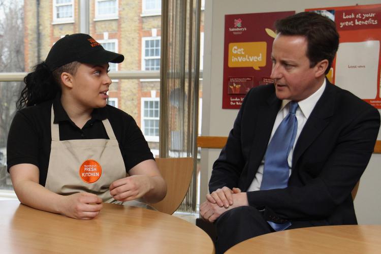 <a><img src="https://www.theepochtimes.com/assets/uploads/2015/09/109227721.jpg" alt="David Cameron (R) speaks with staff member Makeda Sanford (L) during a visit to a branch of Sainsbury's supermarket with Work and Pensions Secretary Iain Duncan Smith on February 17, 2011 in London. (Oli Scarff - WPA Pool/Getty Images)" title="David Cameron (R) speaks with staff member Makeda Sanford (L) during a visit to a branch of Sainsbury's supermarket with Work and Pensions Secretary Iain Duncan Smith on February 17, 2011 in London. (Oli Scarff - WPA Pool/Getty Images)" width="320" class="size-medium wp-image-1808161"/></a>
