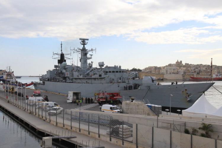 <a><img src="https://www.theepochtimes.com/assets/uploads/2015/09/109447774(2).jpg" alt="British Navel HMS Cumberland is docked in the main port of Valletta in Malta early on February 26, 2011, with evacuees from Libya as governments scrambled to pull thousands of foreign nationals away from turmoil. (Ben Borg Cardona/AFT/Getty)" title="British Navel HMS Cumberland is docked in the main port of Valletta in Malta early on February 26, 2011, with evacuees from Libya as governments scrambled to pull thousands of foreign nationals away from turmoil. (Ben Borg Cardona/AFT/Getty)" width="320" class="size-medium wp-image-1807043"/></a>