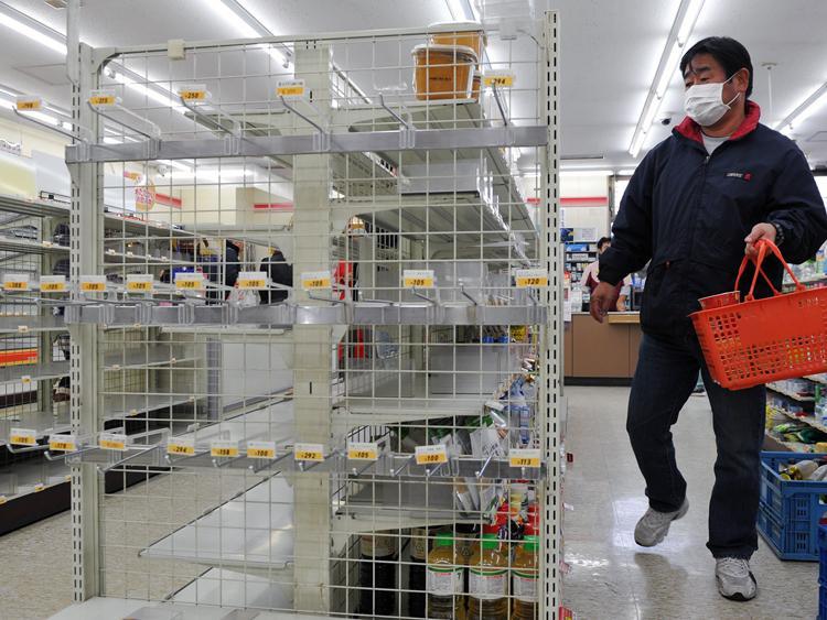 <a><img src="https://www.theepochtimes.com/assets/uploads/2015/09/110030117_WEB.jpg" alt="SITTING EMPTY: A man looks for food among empty shelves in a shop in Fukushima, Japan, on March 13. A shortage of supplies is forcing many Japanese businesses to temporarily shut down. (Philippe Lopez/AFP/Getty Images)" title="SITTING EMPTY: A man looks for food among empty shelves in a shop in Fukushima, Japan, on March 13. A shortage of supplies is forcing many Japanese businesses to temporarily shut down. (Philippe Lopez/AFP/Getty Images)" width="320" class="size-medium wp-image-1806848"/></a>