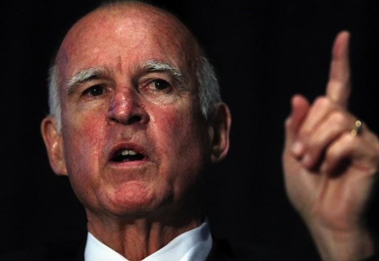 <a><img src="https://www.theepochtimes.com/assets/uploads/2015/09/117151921.jpg" alt="California Gov. Jerry Brown delivers a keynote address on June 23, in San Francisco, California. California Gov. California was finally able to settle on a budget plan, which will address some of the problems facing California's economy. (Justin Sullivan/Getty Images)" title="California Gov. Jerry Brown delivers a keynote address on June 23, in San Francisco, California. California Gov. California was finally able to settle on a budget plan, which will address some of the problems facing California's economy. (Justin Sullivan/Getty Images)" width="320" class="size-medium wp-image-1801701"/></a>