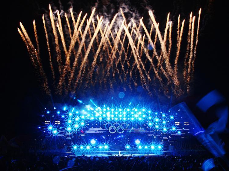 <a><img src="https://www.theepochtimes.com/assets/uploads/2015/09/11fakeworks82231211.jpg" alt="The Olympics Opening Ceremony fireworks display were, in part, computer-generated special effects.  (Clive Mason/Getty Images)" title="The Olympics Opening Ceremony fireworks display were, in part, computer-generated special effects.  (Clive Mason/Getty Images)" width="320" class="size-medium wp-image-1834376"/></a>