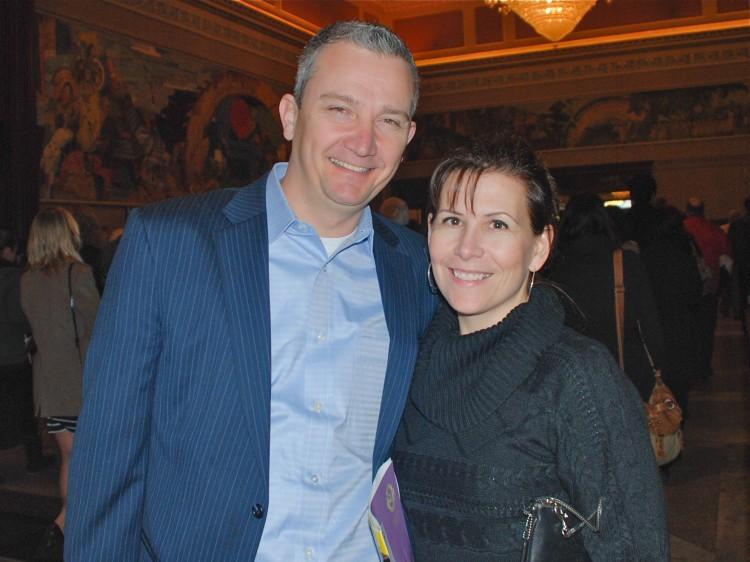 <a><img class="size-large wp-image-1773193" title="12232012_Jason+and+Natalie+Bass_BenChasteen_0015" src="https://www.theepochtimes.com/assets/uploads/2015/09/12232012_Jason+and+Natalie+Bass_BenChasteen_0015.jpg" alt="Jason and Natalie Bass enjoyed Shen Yun" width="590" height="442"/></a>