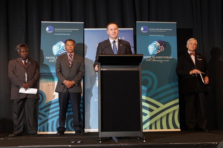 <a><img src="https://www.theepochtimes.com/assets/uploads/2015/09/124023067.jpg" alt="New Zealand Prime Minister John Key (C) speaks to the press during the second day of the annual Pacific Islands Forum (PIF) in Auckland on Sept. 8, 2011. (Bradley Ambrose/AFP/Getty Images)" title="New Zealand Prime Minister John Key (C) speaks to the press during the second day of the annual Pacific Islands Forum (PIF) in Auckland on Sept. 8, 2011. (Bradley Ambrose/AFP/Getty Images)" width="575" class="size-medium wp-image-1797927"/></a>