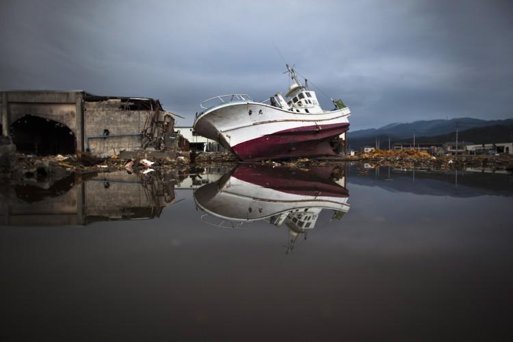 <a><img class="size-large wp-image-1792918" title="Japan To Commemorate 6 Months Anniversary Of Earthquake And Tsunami" src="https://www.theepochtimes.com/assets/uploads/2015/09/124485653.jpg" alt="" width="590" height="393"/></a>