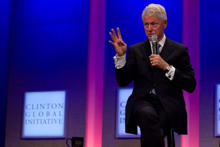 <a><img class="size-medium wp-image-1789708" title="Clinton Global Initiative Addresses Issues Of Worldwide Concern" src="https://www.theepochtimes.com/assets/uploads/2015/09/125675351.jpg" alt="" width="350" height="233"/></a>
