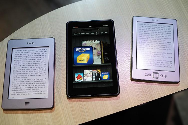 <a><img class="size-medium wp-image-1792212" title="New Amazon Kindle products (L-R), Kindle" src="https://www.theepochtimes.com/assets/uploads/2015/09/127503386.jpg" alt="" width="350" height="232"/></a>