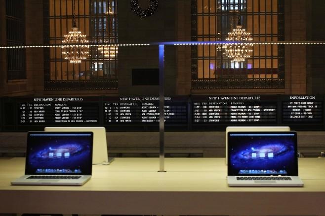 <a><img class="size-large wp-image-1795168" title="Apple Holds Media Preview For Its New Store In New York's Grand Central Station" src="https://www.theepochtimes.com/assets/uploads/2015/09/135192599.jpg" alt="" width="590" height="393"/></a>
