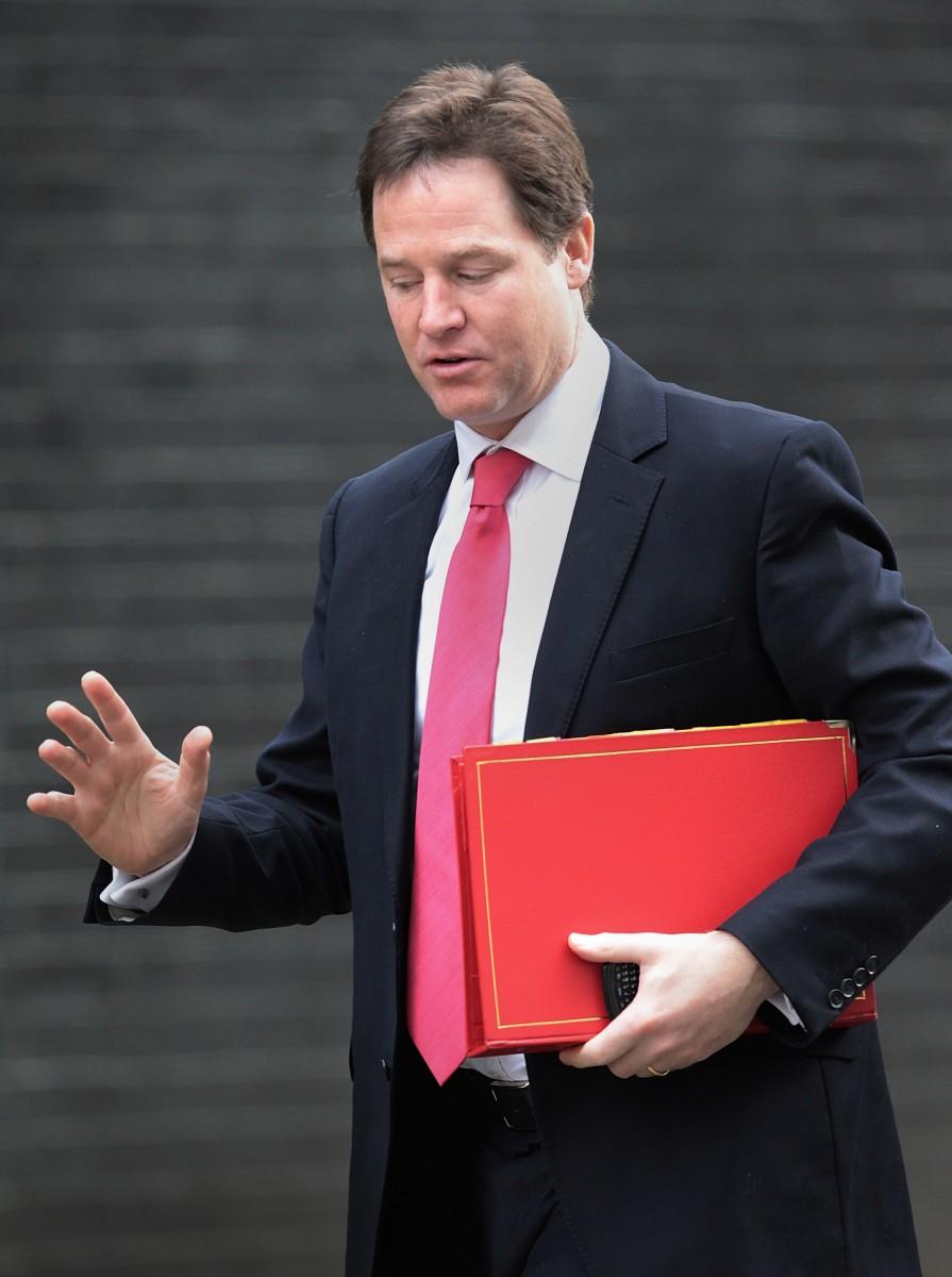 <a><img class="size-large wp-image-1791433" title="Nick Clegg Cabinet Meeting" src="https://www.theepochtimes.com/assets/uploads/2015/09/139436170-Clegg1.jpg" alt="Nick Clegg Cabinet Meeting" width="396" height="531"/></a>