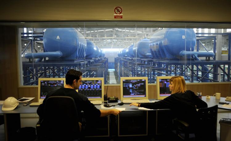 <a><img src="https://www.theepochtimes.com/assets/uploads/2015/09/13_desalination_plant_80843205.jpg" alt=" The control room of a desalination plant in Carboneras, near Almeria, southern Spain. The desalination process requires considerable energy.(Jose Luis Roca/AFP/Getty Images )" title=" The control room of a desalination plant in Carboneras, near Almeria, southern Spain. The desalination process requires considerable energy.(Jose Luis Roca/AFP/Getty Images )" width="320" class="size-medium wp-image-1832347"/></a>