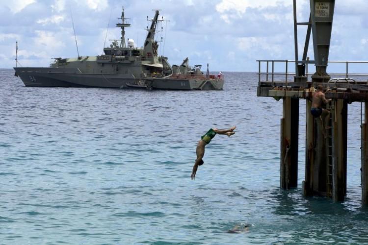 <a><img class="size-large wp-image-1789494" title="Christmas Island Detention Centers Continue to Grow" src="https://www.theepochtimes.com/assets/uploads/2015/09/140144596aust-navy.jpg" alt="" width="590" height="393"/></a>