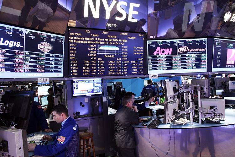 <a><img class="size-full wp-image-1788045" title="Dow Jones Industrials Average Reaches Four Year High" src="https://www.theepochtimes.com/assets/uploads/2015/09/143638815_NYSE.jpg" alt="Dow Jones Industrials Average Reaches Four Year High" width="750" height="500"/></a>