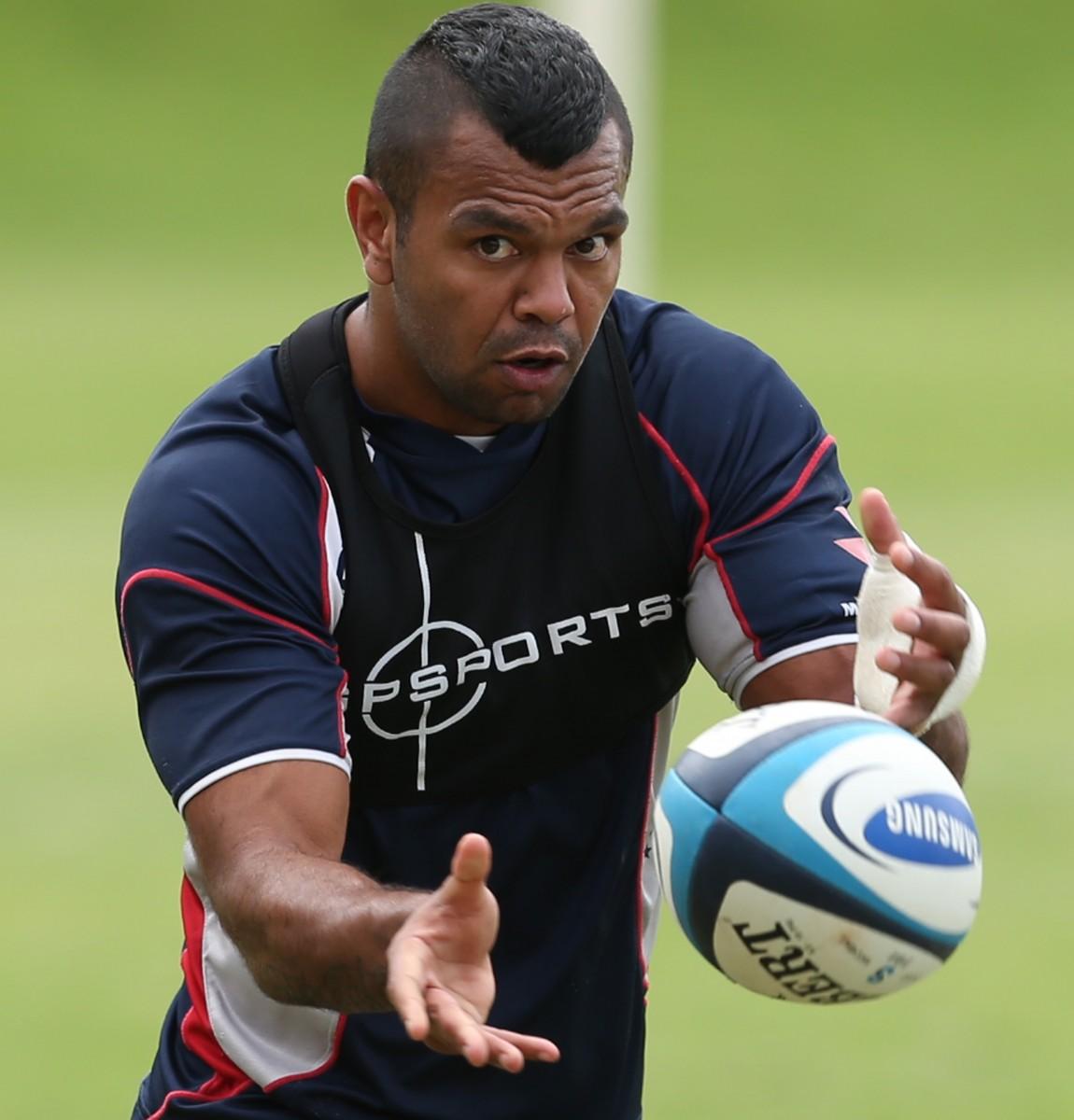 <a><img class="size-large wp-image-1768396" title="Melbourne Rebels Super Rugby Training Session" src="https://www.theepochtimes.com/assets/uploads/2015/09/146.rugby_.beale_.passes.164128391.jpg" alt="" width="565" height="590"/></a>