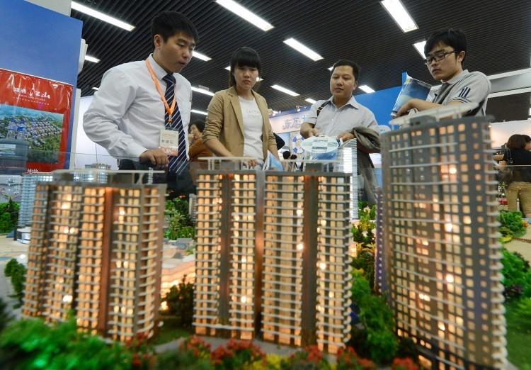 <a><img class="size-full wp-image-1771029" title="CHINA-ECONOMY-PROPERTY" src="https://www.theepochtimes.com/assets/uploads/2015/09/152388847_BJ_Housing.jpeg" alt="" width="750" height="522"/></a>