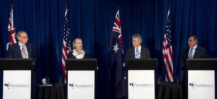 <a><img class="size-large wp-image-1774381" title="Perth Hosts Australia-United States Ministerial Consultation" src="https://www.theepochtimes.com/assets/uploads/2015/09/156368707.jpg" alt="Australian Foreign Minister Bob Carr " width="590" height="270"/></a>