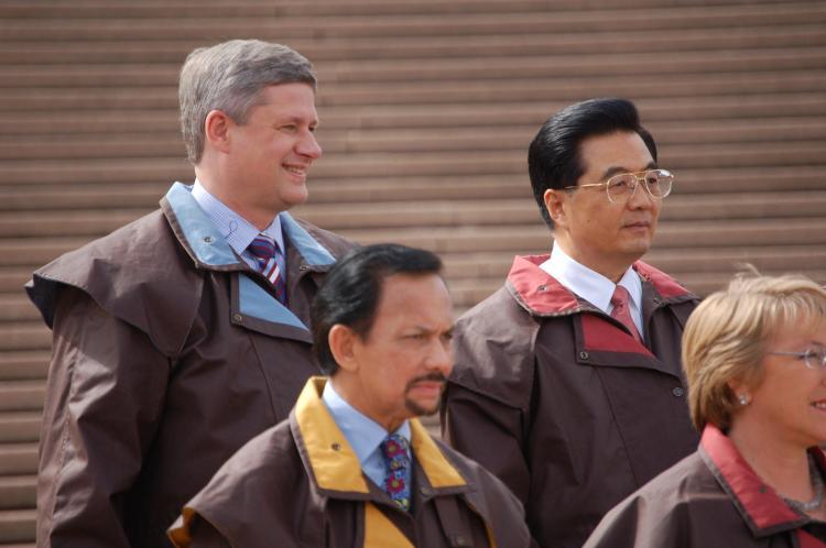 <a><img src="https://www.theepochtimes.com/assets/uploads/2015/09/1_1474.jpg" alt="Prime Minister Stephen Harper stands next to Chinese Communist Party leader Hu Jintao during the APEC summit in 2007. On Dec 2, Harper leaves for his first visit to China since taking office. (The Epoch Times)" title="Prime Minister Stephen Harper stands next to Chinese Communist Party leader Hu Jintao during the APEC summit in 2007. On Dec 2, Harper leaves for his first visit to China since taking office. (The Epoch Times)" width="320" class="size-medium wp-image-1825049"/></a>