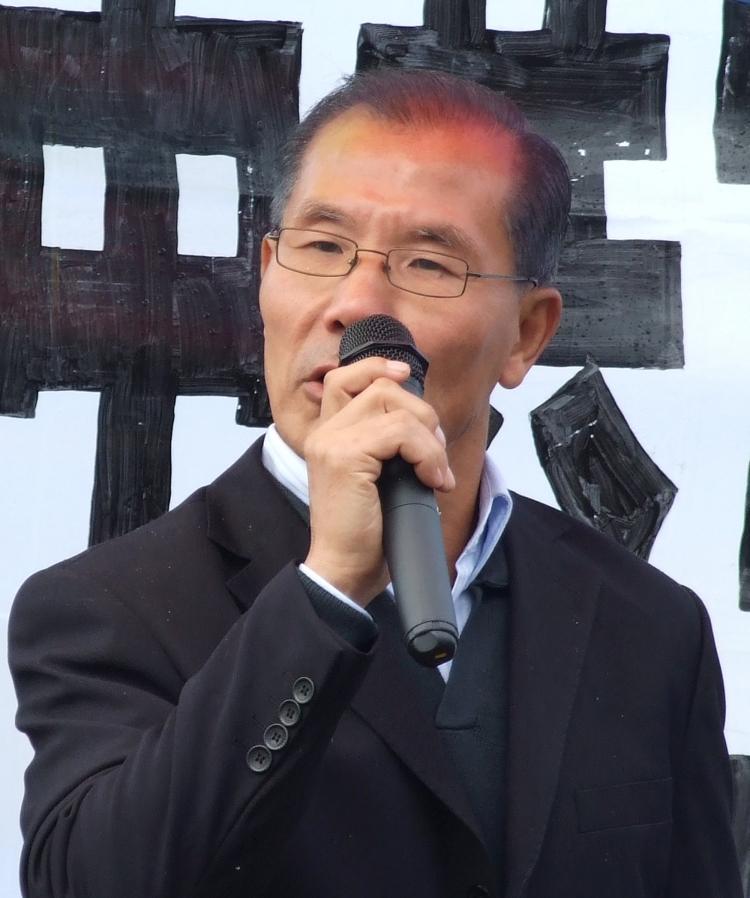<a><img src="https://www.theepochtimes.com/assets/uploads/2015/09/2008-6-28-jia-jia.jpg" alt="Former Secretary General of the Science and Technology Association of Shanxi Province in China, Mr Jia Jia, speaks at the rally. (Samuel Murphy/The Epoch Times)" title="Former Secretary General of the Science and Technology Association of Shanxi Province in China, Mr Jia Jia, speaks at the rally. (Samuel Murphy/The Epoch Times)" width="320" class="size-medium wp-image-1835119"/></a>