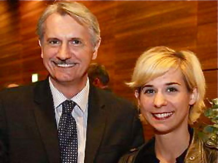 <a><img src="https://www.theepochtimes.com/assets/uploads/2015/09/2011-05-05-l--Dr_Walter_Reicher_Intendant_Haydn_Festspiele_und_Tochter_2_new.jpg" alt="Dr. Walter Reicher and his daughter attended Shen Yun Performing Arts, at the Wiener Stadthalle.  (The Epoch Times)" title="Dr. Walter Reicher and his daughter attended Shen Yun Performing Arts, at the Wiener Stadthalle.  (The Epoch Times)" width="320" class="size-medium wp-image-1804396"/></a>