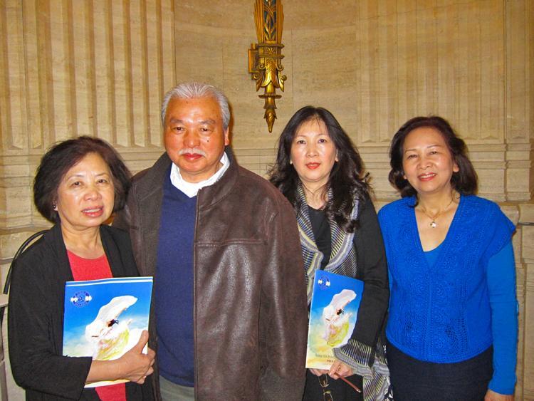 <a><img src="https://www.theepochtimes.com/assets/uploads/2015/09/20110424.jpg" alt="Lien Du, Cao Ba Ninh, Mai Cao and Hai Cao all enjoyed Shen Yun at Chicago's Civic Opera House on April 24. (Valerie Avore/The Epoch Times)" title="Lien Du, Cao Ba Ninh, Mai Cao and Hai Cao all enjoyed Shen Yun at Chicago's Civic Opera House on April 24. (Valerie Avore/The Epoch Times)" width="320" class="size-medium wp-image-1805047"/></a>