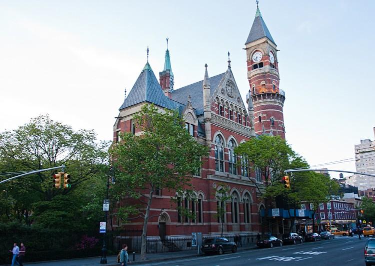 <a><img class="size-large wp-image-1788106" title="The Jefferson Market Library in Greenwich Village" src="https://www.theepochtimes.com/assets/uploads/2015/09/20120502_Jefferson+Building+_Christian+W_IMG_1320.jpg" alt="The Jefferson Market Library in Greenwich Village" width="590" height="417"/></a>