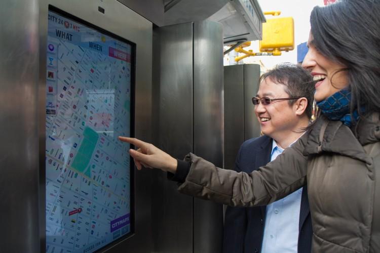 <a><img class="size-large wp-image-1774252" title="Jennifer Falk (R), Executive Director of the Union Square Partnership; and Y.K. Cho (L), B2B senior VP of LG Electronics, use the next generation public information system called City24/7 at a phone booth at Union Square in New York City on Nov. 20, 2012. (Benjamin Chasteen/The Epoch Times)" src="https://www.theepochtimes.com/assets/uploads/2015/09/20121120giant+iPad_BenC_7028.jpg" alt="Jennifer Falk (R), Executive Director of the Union Square Partnership; and Y.K. Cho (L), B2B senior VP of LG Electronics, use the next generation public information system called City24/7 at a phone booth at Union Square in New York City on Nov. 20, 2012. (Benjamin Chasteen/The Epoch Times)" width="590" height="393"/></a>