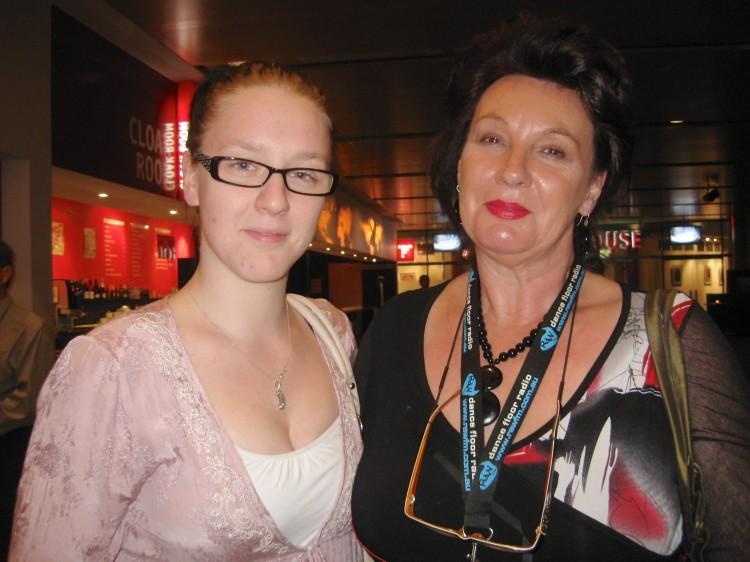 <a><img class="size-large wp-image-1770481" title="20130216_Canberra+2_Leigh+Smith+EET_Moya+Montgomery_carer_Jessica+Dwyer_dance" src="https://www.theepochtimes.com/assets/uploads/2015/09/20130216_Canberra+2_Leigh+Smith+EET_Moya+Montgomery_carer_Jessica+Dwyer_dance.jpg" alt="Jessica Dwyer and Moya Montgomery attend Shen Yun" width="590" height="442"/></a>