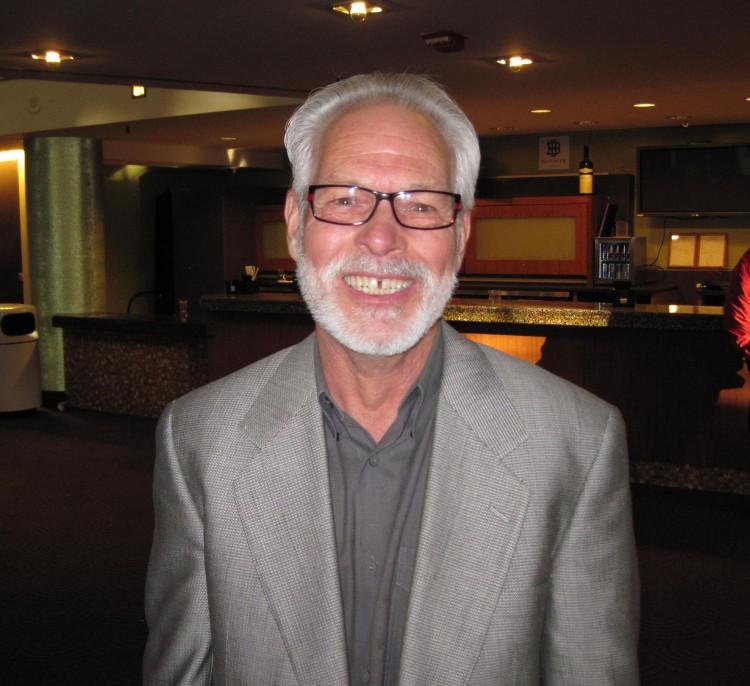 <a><img class=" wp-image-1770072 " title="20130223_2pm_Denver_GaryWang_JimGates_SculptorArtist_DJY_En" src="https://www.theepochtimes.com/assets/uploads/2015/09/20130223_2pm_Denver_GaryWang_JimGates_SculptorArtist_DJY_En.jpg" alt="" width="378" height="345"/></a>