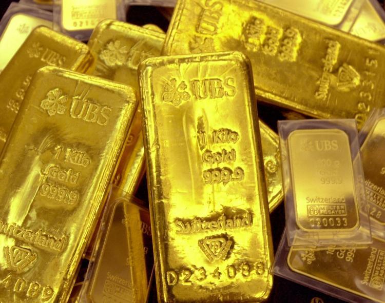 <a><img src="https://www.theepochtimes.com/assets/uploads/2015/09/56545309.jpg" alt="Viennese investor Walter Eichelburg predicts gold prices will rise over $3000 an ounce. (JUNG YEON-JE/AFP/Getty Images)" title="Viennese investor Walter Eichelburg predicts gold prices will rise over $3000 an ounce. (JUNG YEON-JE/AFP/Getty Images)" width="320" class="size-medium wp-image-1833219"/></a>