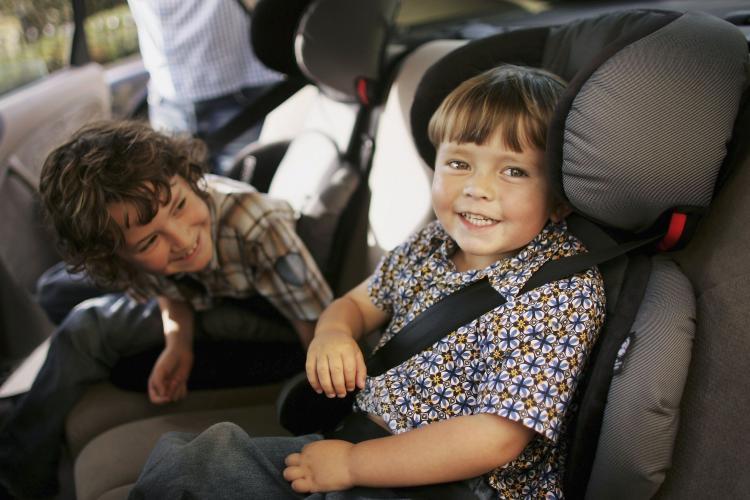 <a><img src="https://www.theepochtimes.com/assets/uploads/2015/09/71911073.jpg" alt="Almost two million Canadian children are at risk of severe injury by not using booster seats, according to Safe Kids Canada. (Bruno Vincent/Getty Images)" title="Almost two million Canadian children are at risk of severe injury by not using booster seats, according to Safe Kids Canada. (Bruno Vincent/Getty Images)" width="320" class="size-medium wp-image-1803850"/></a>