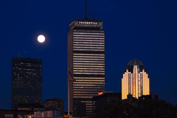 <a><img src="https://www.theepochtimes.com/assets/uploads/2015/09/77501121.jpg" alt="DIGITAL FRIENDLY: A rising moon is seen behind the Prudential Building (C), part of the downtown Boston skyline. According to the Center for Digital Government Boston is ranked the No. 1 as the most digital city in the U.S.   (Darren McCollester/Getty Images)" title="DIGITAL FRIENDLY: A rising moon is seen behind the Prudential Building (C), part of the downtown Boston skyline. According to the Center for Digital Government Boston is ranked the No. 1 as the most digital city in the U.S.   (Darren McCollester/Getty Images)" width="320" class="size-medium wp-image-1811533"/></a>