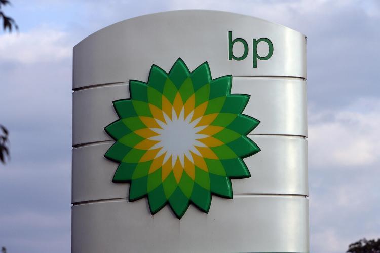 <a><img src="https://www.theepochtimes.com/assets/uploads/2015/09/78539131BP.jpg" alt="British energy giant BP has announced a 'giant' oil discovery in the Gulf of Mexico. (Paul Ellis/AFP/Getty Images)" title="British energy giant BP has announced a 'giant' oil discovery in the Gulf of Mexico. (Paul Ellis/AFP/Getty Images)" width="320" class="size-medium wp-image-1826394"/></a>