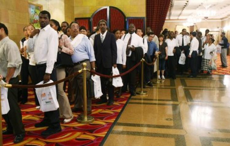 <a><img src="https://www.theepochtimes.com/assets/uploads/2015/09/81513074.jpg" alt="People wait in line to enter the Diversity Job Fair at the Affinia Hotel June 10, 2008 in New York City. The national unemployment rate rose to 5.5 percent in May, up from 5 percent in April. (Mario Tama/Getty Images)" title="People wait in line to enter the Diversity Job Fair at the Affinia Hotel June 10, 2008 in New York City. The national unemployment rate rose to 5.5 percent in May, up from 5 percent in April. (Mario Tama/Getty Images)" width="320" class="size-medium wp-image-1834715"/></a>