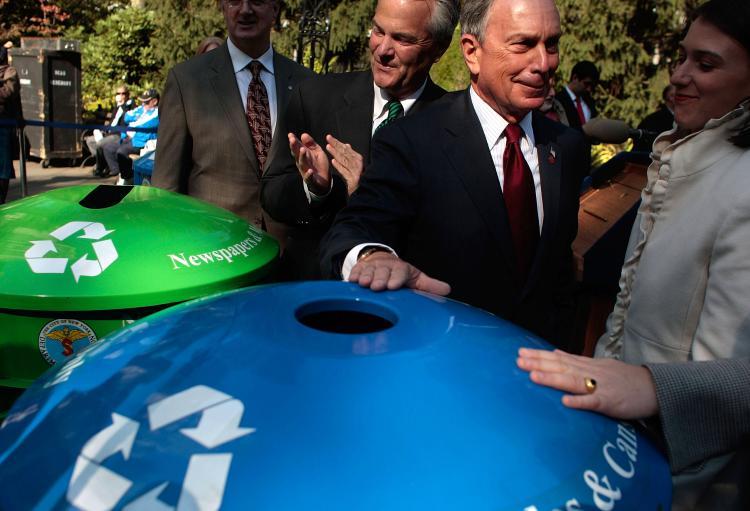 <a><img src="https://www.theepochtimes.com/assets/uploads/2015/09/83451872Recycle.jpg" alt="New York Mayor Michael Bloomberg (2R), accompanied by New York Sanitation Commissioner John J. Doherty (2L), show a new recycling bin at a press conference in New York City. (Chris Hondros/Getty Images)" title="New York Mayor Michael Bloomberg (2R), accompanied by New York Sanitation Commissioner John J. Doherty (2L), show a new recycling bin at a press conference in New York City. (Chris Hondros/Getty Images)" width="320" class="size-medium wp-image-1833209"/></a>