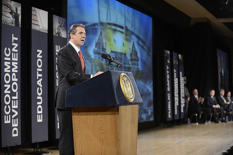 <a><img class="size-large wp-image-1772367" title="8365820164_a9ed866ca6_o-Governor Andrew Cuomo delivers his State of the State address at Empire State Plaza Convention Center in Albany, New York on Wednesday January 9, 2013. (photo courtesy of the Governor's Office)" src="https://www.theepochtimes.com/assets/uploads/2015/09/8365820164_a9ed866ca6_o.jpg" alt="Governor Andrew Cuomo delivers his State of the State address at Empire State Plaza Convention Center in Albany, New York on Wednesday January 9, 2013. (photo courtesy of the Governor's Office)" width="590" height="392"/></a>