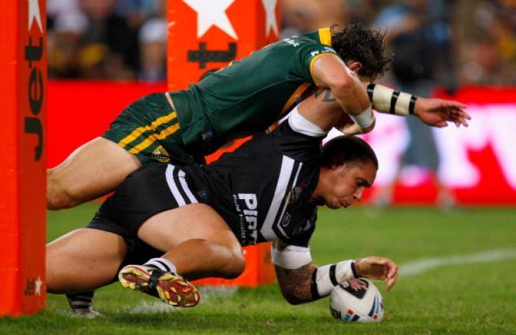<a><img src="https://www.theepochtimes.com/assets/uploads/2015/09/83785436.jpg" alt="Beaten across the park�Australian Kangaroos� Billy Slater was unable to stop New Zealand Kiwis� Jeremy Smith from scoring a try during the 2008 Rugby League World Cup Final match at Suncorp Stadium in Brisbane last Saturday night November 22. (Cameron Spencer/Getty Images )" title="Beaten across the park�Australian Kangaroos� Billy Slater was unable to stop New Zealand Kiwis� Jeremy Smith from scoring a try during the 2008 Rugby League World Cup Final match at Suncorp Stadium in Brisbane last Saturday night November 22. (Cameron Spencer/Getty Images )" width="320" class="size-medium wp-image-1832794"/></a>