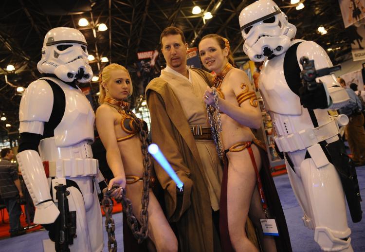 <a><img src="https://www.theepochtimes.com/assets/uploads/2015/09/84674535.jpg" alt="FANS ARE READY: Star Wars fans participating in the New York ComicCon 2009. Having read most, if not all, of the Star Wars books, serious fans are gearing up for the next installment in the 'Fate of the Jedi,' series.   (Emmanuel Dunand/Getty Images)" title="FANS ARE READY: Star Wars fans participating in the New York ComicCon 2009. Having read most, if not all, of the Star Wars books, serious fans are gearing up for the next installment in the 'Fate of the Jedi,' series.   (Emmanuel Dunand/Getty Images)" width="320" class="size-medium wp-image-1813757"/></a>