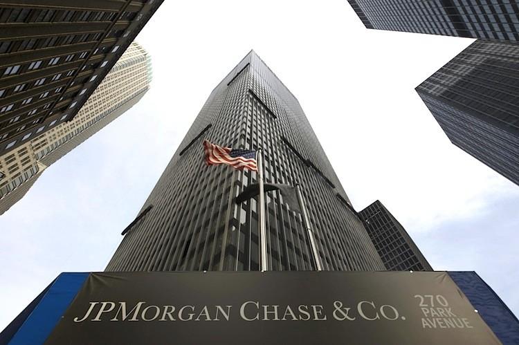 <a><img src="https://www.theepochtimes.com/assets/uploads/2015/09/85464751.jpg" alt="JPMorgan Chase & Co. headquarters in New York. JPMorgan said this week that its third-quarter profit increased by 23 percent. (Michael Kappeler/Getty Images)" title="JPMorgan Chase & Co. headquarters in New York. JPMorgan said this week that its third-quarter profit increased by 23 percent. (Michael Kappeler/Getty Images)" width="320" class="size-medium wp-image-1799951"/></a>