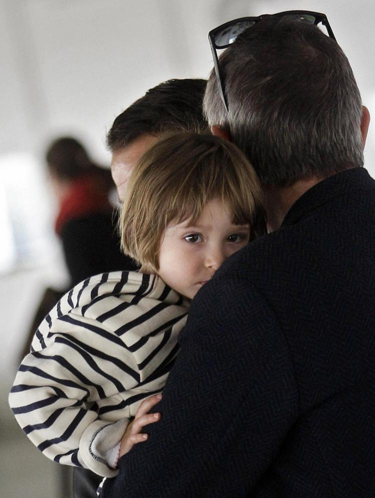 <a><img src="https://www.theepochtimes.com/assets/uploads/2015/09/85969859Elise.jpg" alt="Jean-Michel Andre and daughter Elise wait to board an aircraft at Budapest's airport after three-year-old Elise was reunited with her father.  (Ferenc Isza/AFP/Getty Images)" title="Jean-Michel Andre and daughter Elise wait to board an aircraft at Budapest's airport after three-year-old Elise was reunited with her father.  (Ferenc Isza/AFP/Getty Images)" width="320" class="size-medium wp-image-1828707"/></a>