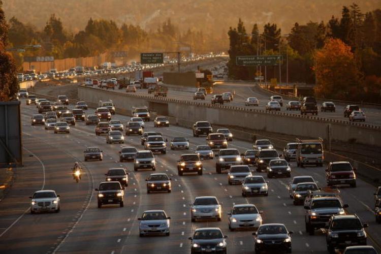 <a><img src="https://www.theepochtimes.com/assets/uploads/2015/09/93531264.jpg" alt="Morning commuters travel the 210 freeway between Los Angeles and cities to the east near Pasadena. California has some of the toughest clean air laws after decades of fighting some of the worst smog in the nation. (David McNew/Getty Images)" title="Morning commuters travel the 210 freeway between Los Angeles and cities to the east near Pasadena. California has some of the toughest clean air laws after decades of fighting some of the worst smog in the nation. (David McNew/Getty Images)" width="320" class="size-medium wp-image-1820488"/></a>