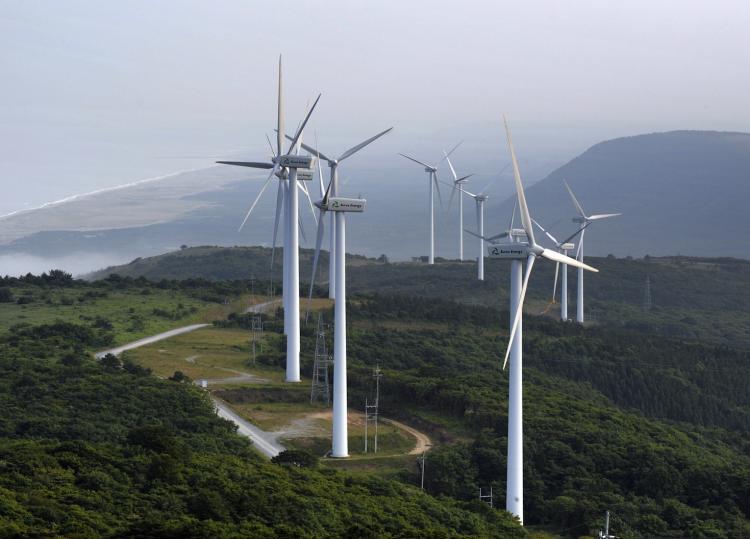 <a><img src="https://www.theepochtimes.com/assets/uploads/2015/09/94324732852.jpg" alt="Aerial view of wind towers produced by Eurus Energy Japan Corp. in Higashi-Dori, tip of Japan's main island Honshu on July 10, 2008. Remarkably, most of Japan's wind plants survived the devastating earthquake and tsunami.  (Kazuhiro Nogi/Getty Images)" title="Aerial view of wind towers produced by Eurus Energy Japan Corp. in Higashi-Dori, tip of Japan's main island Honshu on July 10, 2008. Remarkably, most of Japan's wind plants survived the devastating earthquake and tsunami.  (Kazuhiro Nogi/Getty Images)" width="320" class="size-medium wp-image-1805637"/></a>