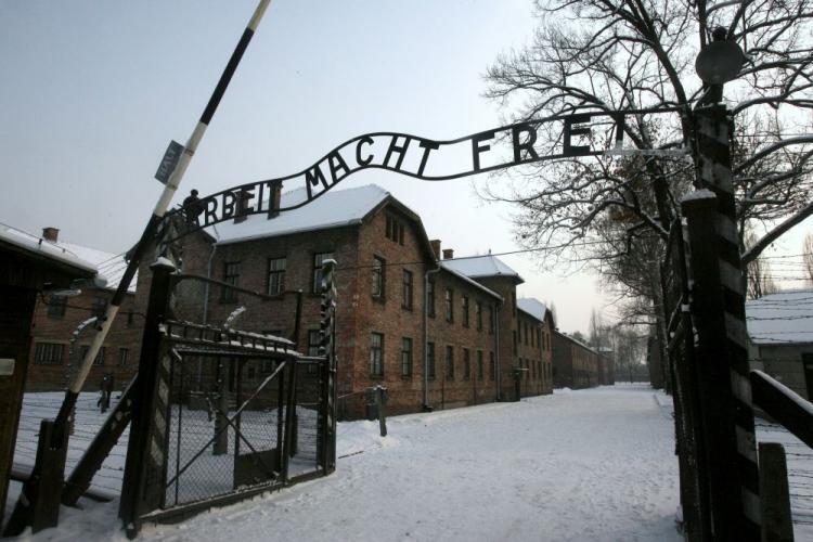 <a><img src="https://www.theepochtimes.com/assets/uploads/2015/09/95003710.jpg" alt="The infamous 'Arbeit Macht Frei' sign at Auschwitz concentration camp was returned to the camp's museum. (Jacek Bednarczyk/AFP/Getty Images)" title="The infamous 'Arbeit Macht Frei' sign at Auschwitz concentration camp was returned to the camp's museum. (Jacek Bednarczyk/AFP/Getty Images)" width="320" class="size-medium wp-image-1823775"/></a>