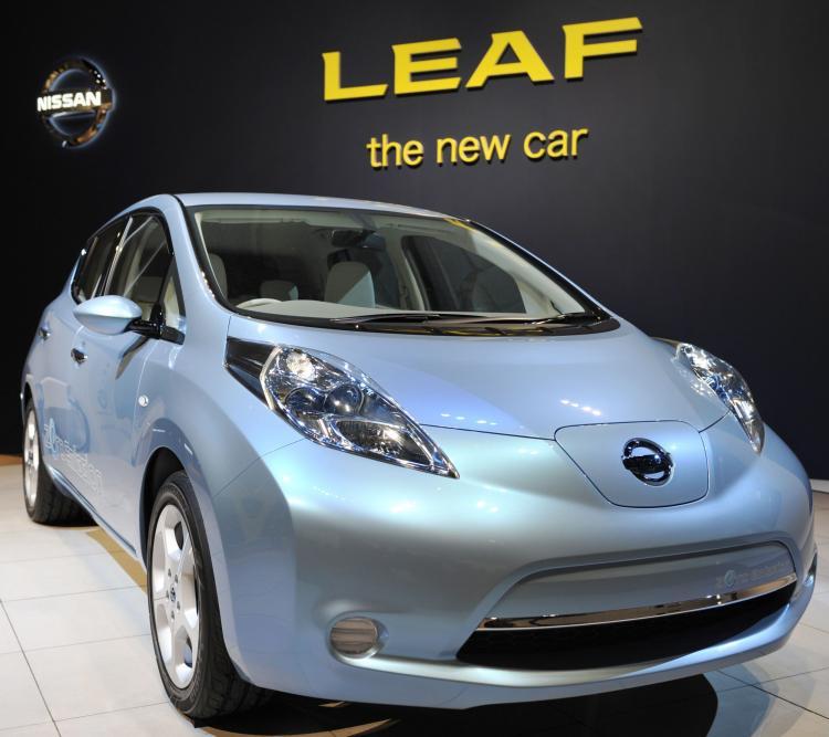 <a><img src="https://www.theepochtimes.com/assets/uploads/2015/09/98132744.jpg" alt="Japan's Nissan Motor Electric Vehicle 'LEAF' is displayed at a press conference on the pre-order announcement at the company's global headquarters in Yokohama on March 30, 2010. (Kazuhiro Nogi/AFP/Getty Images)" title="Japan's Nissan Motor Electric Vehicle 'LEAF' is displayed at a press conference on the pre-order announcement at the company's global headquarters in Yokohama on March 30, 2010. (Kazuhiro Nogi/AFP/Getty Images)" width="320" class="size-medium wp-image-1821519"/></a>