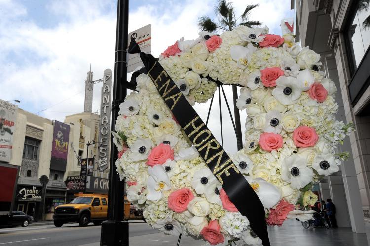 <a><img src="https://www.theepochtimes.com/assets/uploads/2015/09/9895874198958741." alt="A memorial wreath is placed near singer/actress Lena Horne's star on the Hollywood Walk Of Fame on May 10, 2010 in Hollywood, California. Miss Horne died Sunday, at the age of 92.  (Charley Gallay/Getty Images)" title="A memorial wreath is placed near singer/actress Lena Horne's star on the Hollywood Walk Of Fame on May 10, 2010 in Hollywood, California. Miss Horne died Sunday, at the age of 92.  (Charley Gallay/Getty Images)" width="300" class="size-medium wp-image-1819875"/></a>
